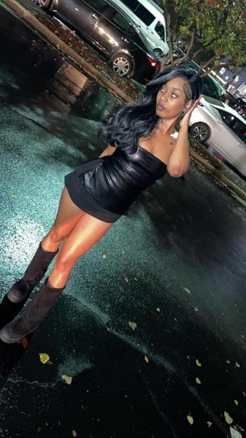 304-969-4533, 21  female escort, Mobile