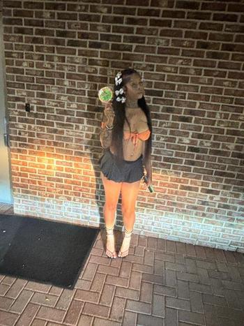 Trina, 21  female escort, Mobile